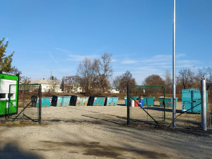 V Olomouci otevřel nový sběrový dvůr. Město tam uskladní i autovraky z ulic