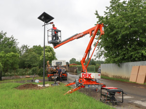 Solární lampy v Přerově ušetří za energie. Fungují i v extrémních teplotách